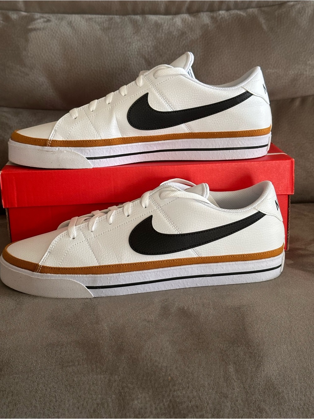 Nike Court Legacy Sneakers Mens 13 White Desert Ochre Shoes CU4150-102 Size 13